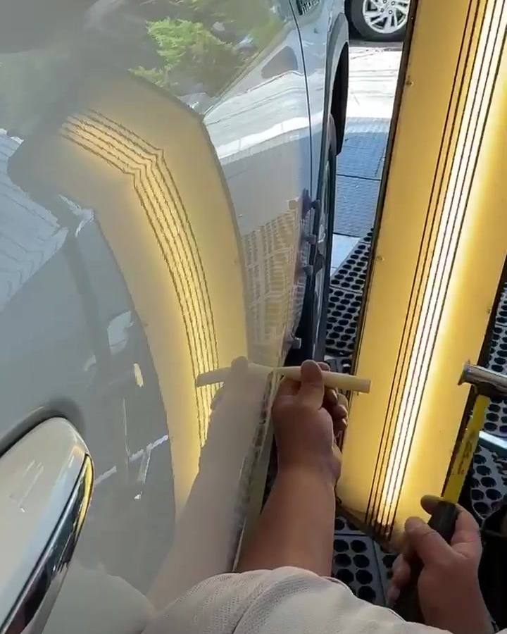 La luz marca cada punto alto y bajo